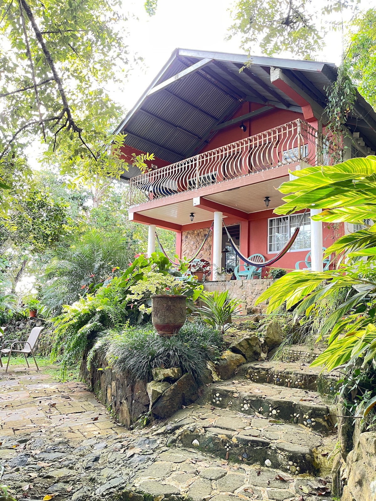 Cerro Canajagua, Cabaña Doña Inés