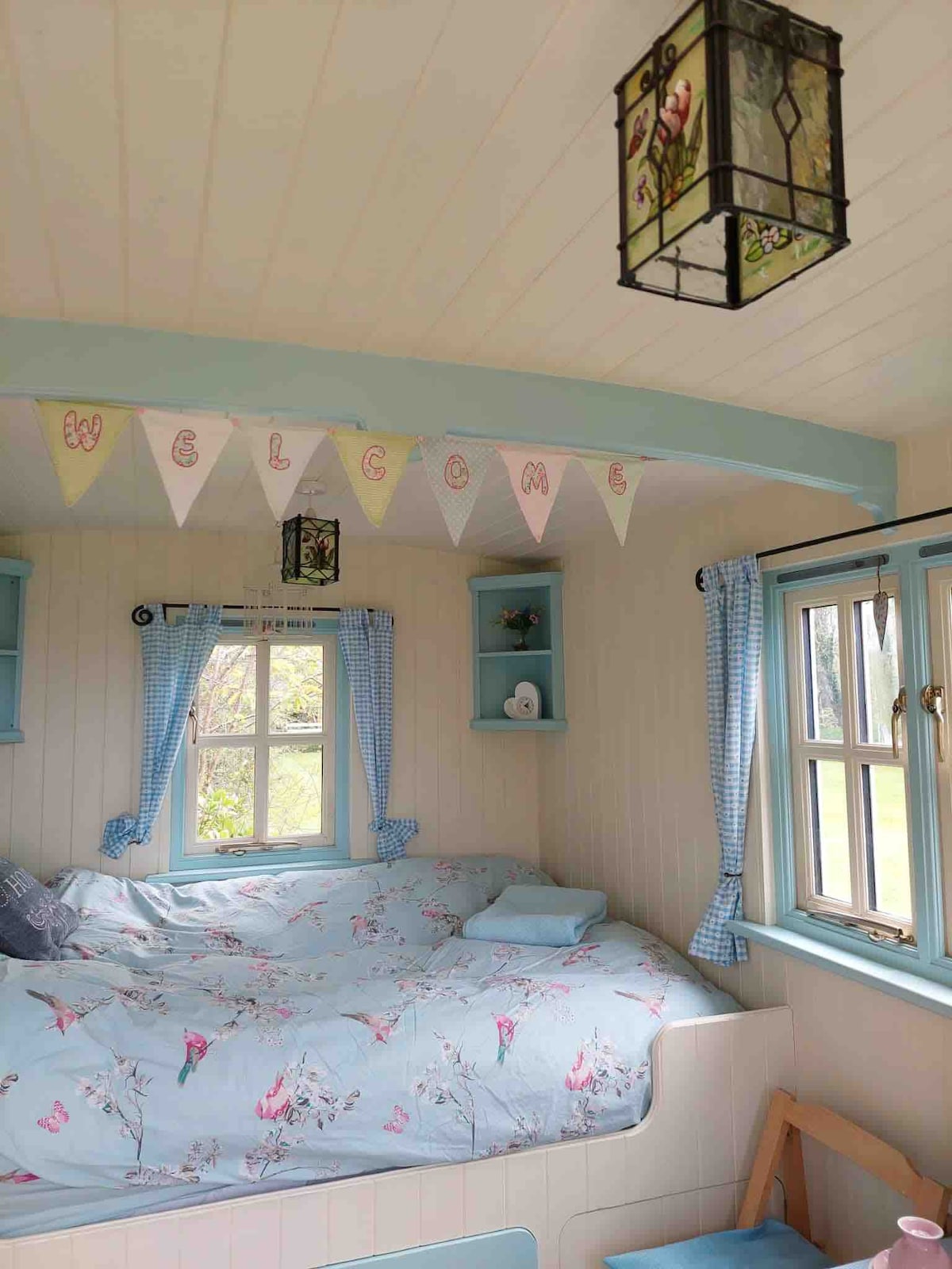 Wildflower Cottage - Shepherds Hut. perranporth