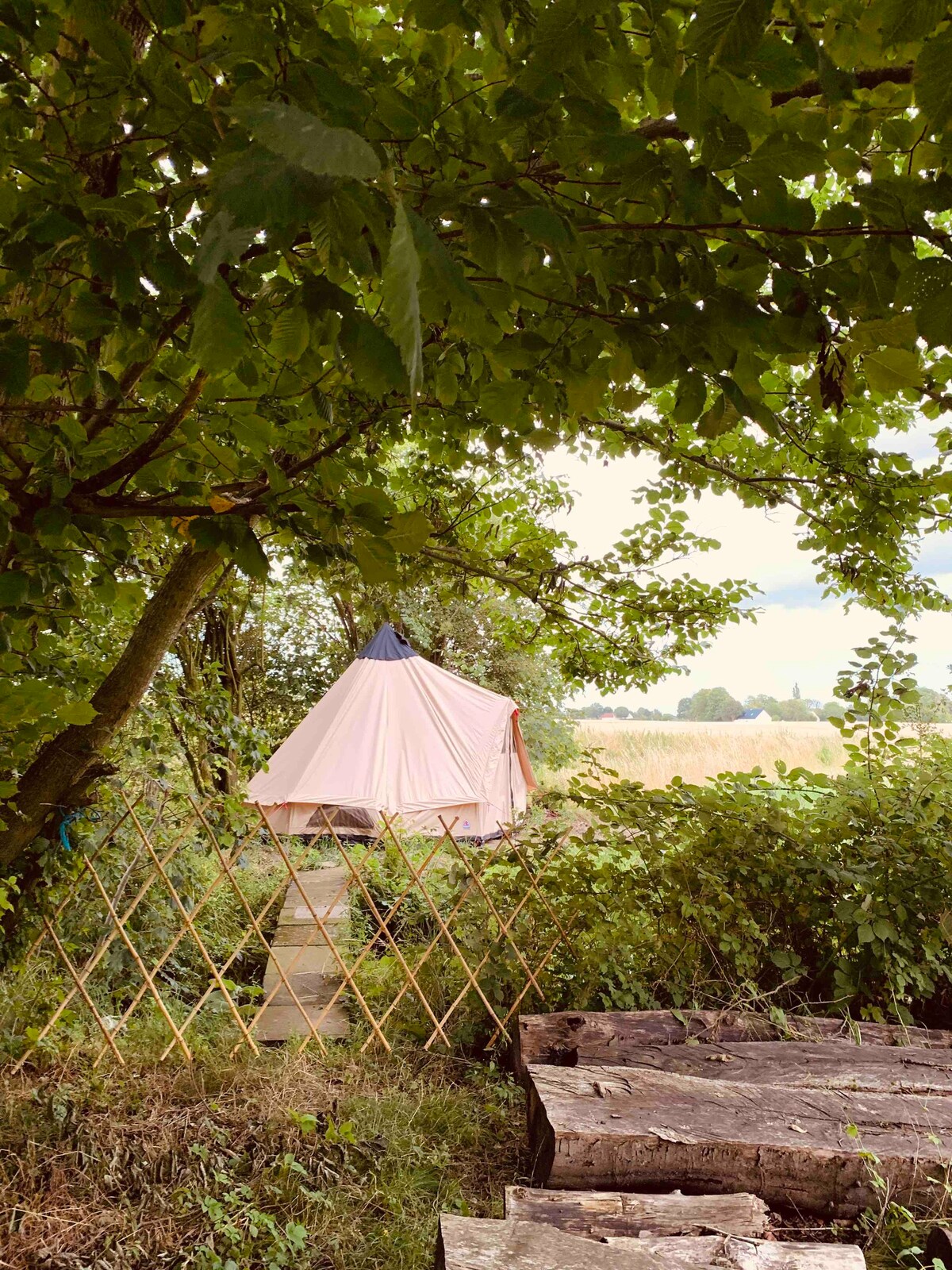 Farmer Glamp near Skovtårnet, Unesco & BonBon-Land