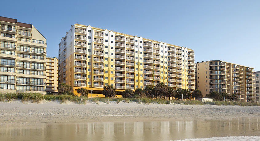 Shorecrest 2BR Oceanfront Condo on Resort w/amen.