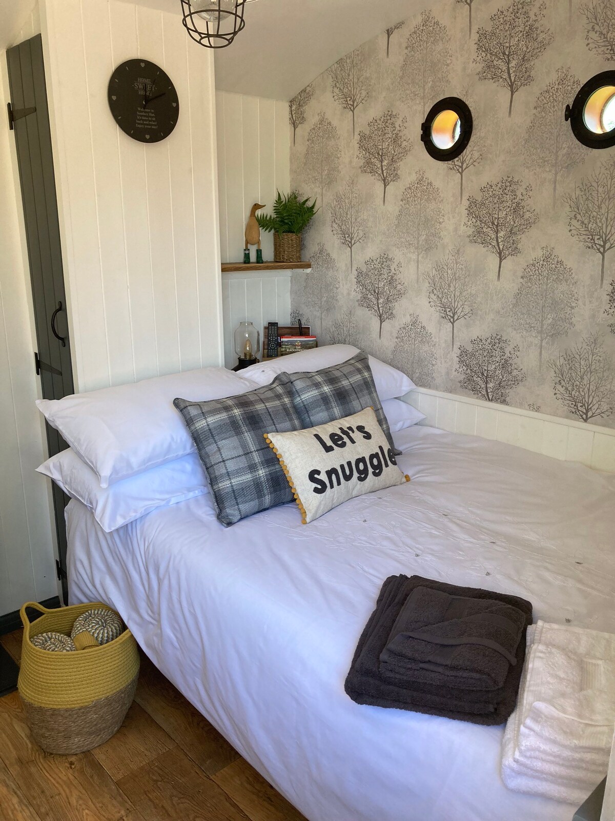 Southey Hut Glamping