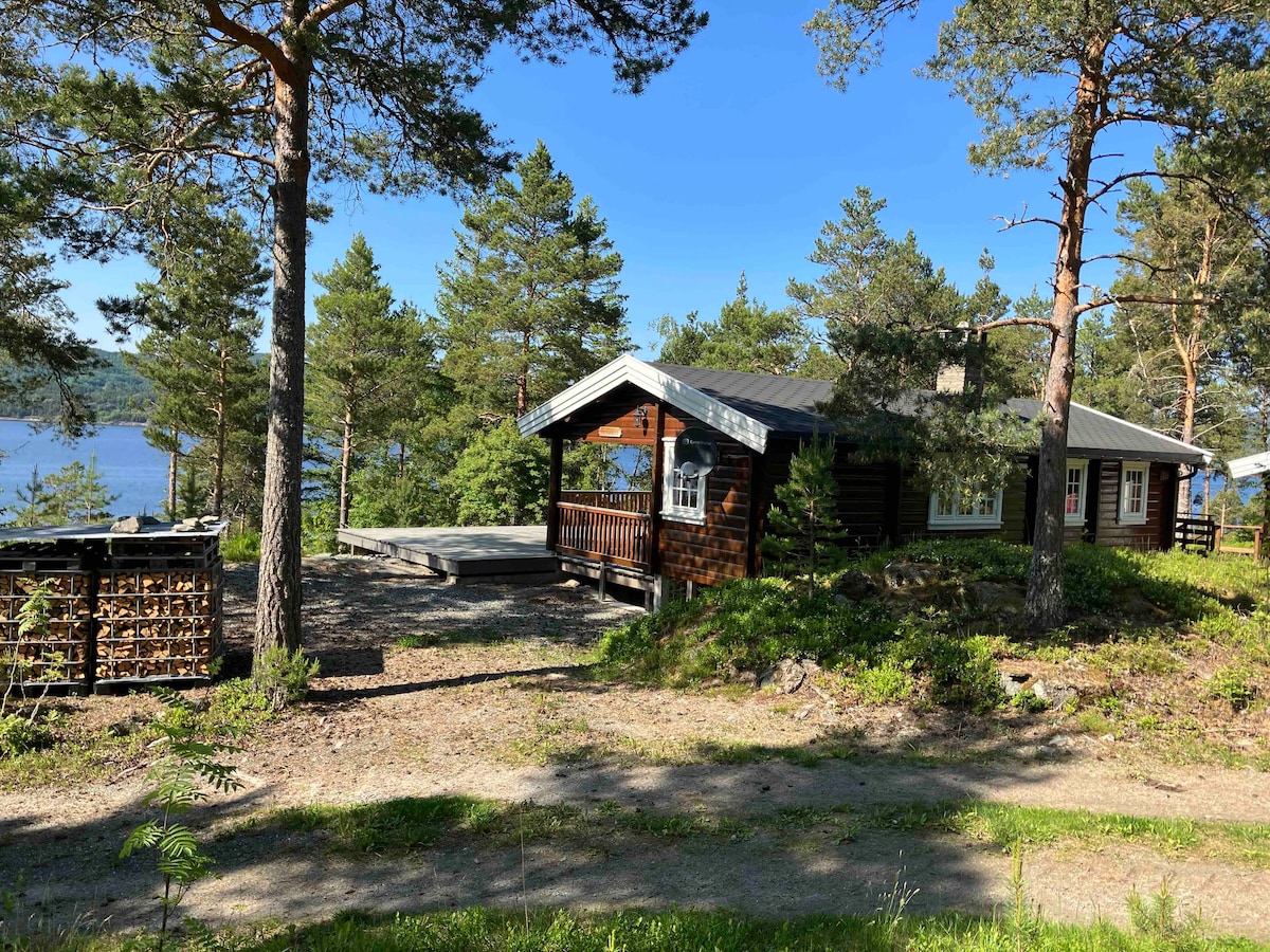 奥森峡湾（ Åsenfjord ） -温馨的海滨小屋