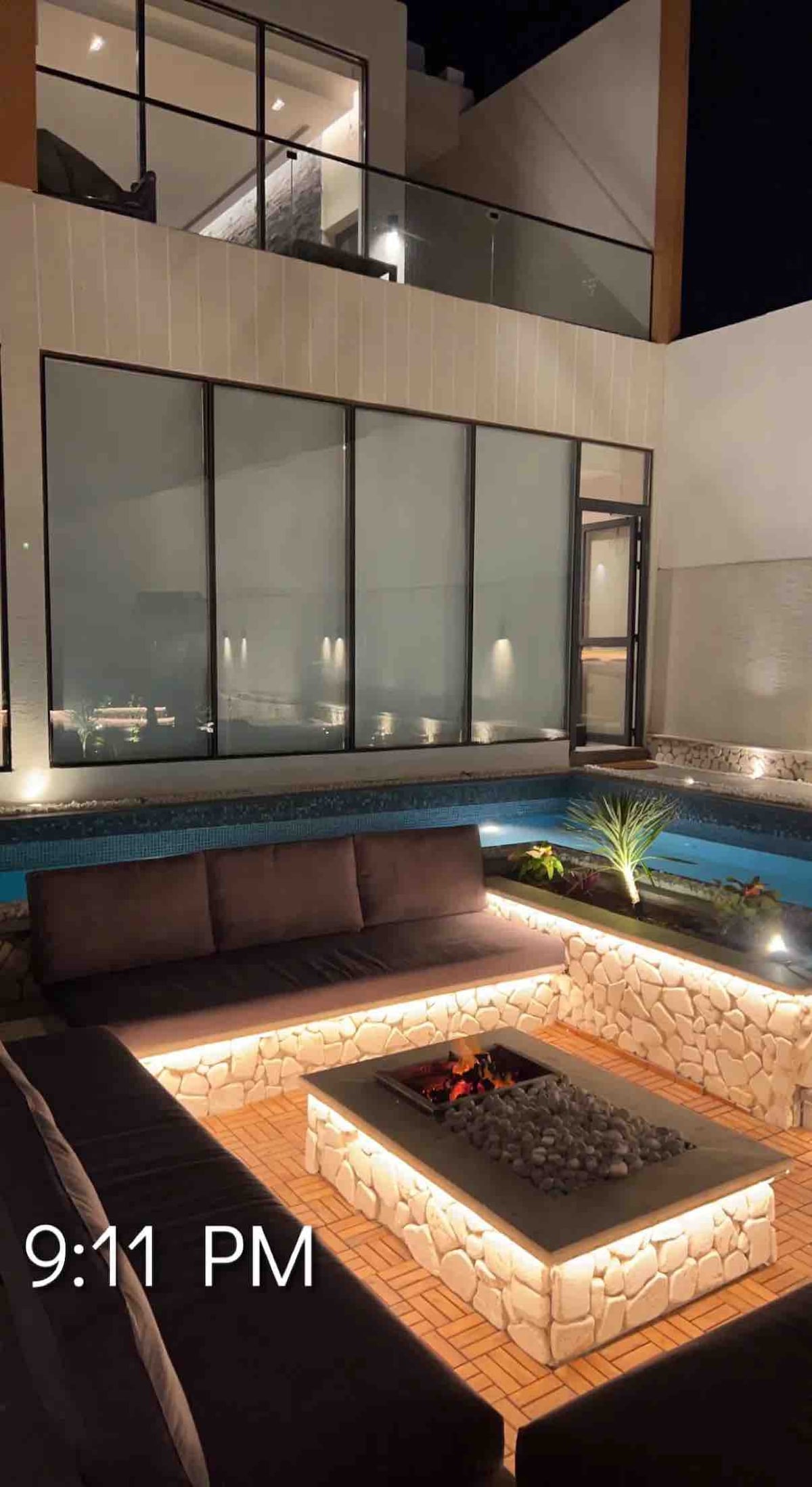 Al-Maha豪华客舱3卧室带泳池和按摩浴缸