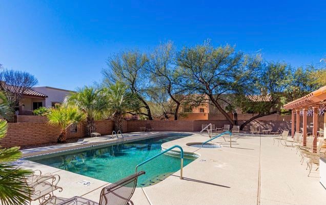 Right on Trails & Bird Watching Area w/ Pool