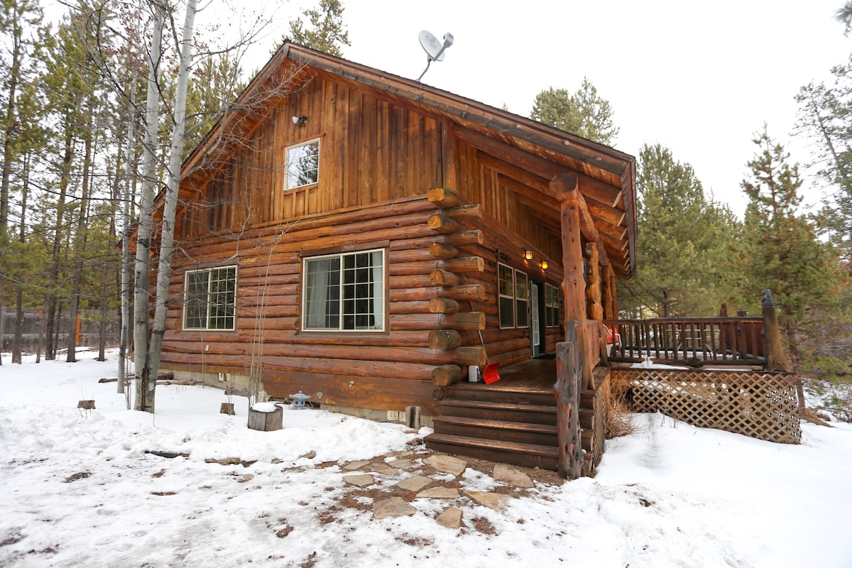 Little Deschutes Cabin -干净安静的度假胜地