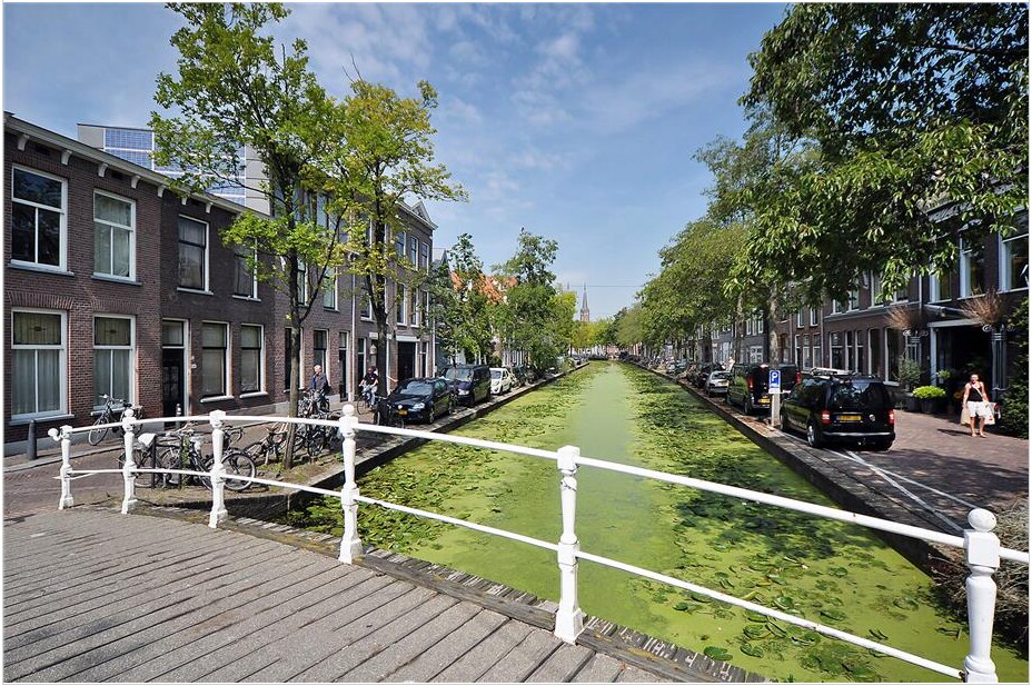 位于历史悠久的Delft市中心的宽敞运河公寓