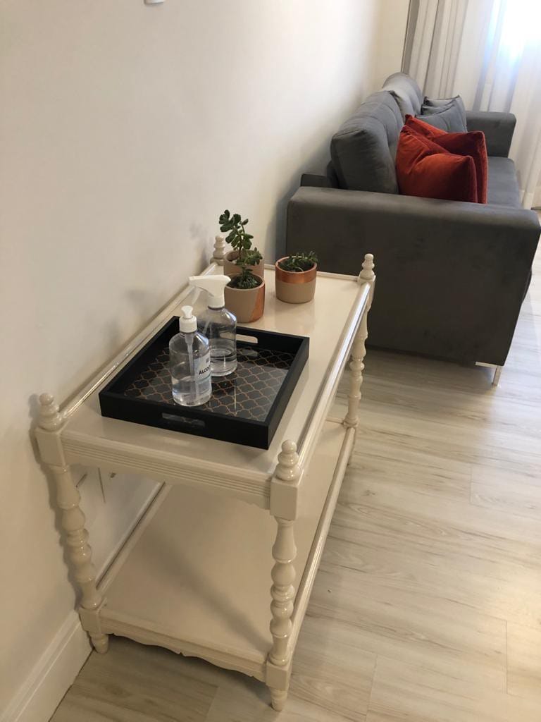 Apartamento renovado, TUDO NOVO! perto Av Beiramar