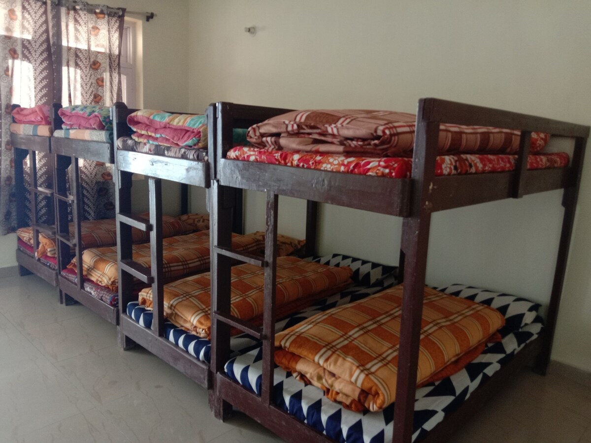 Himalayan Hostel Dalhousie Doremetory Bed 1