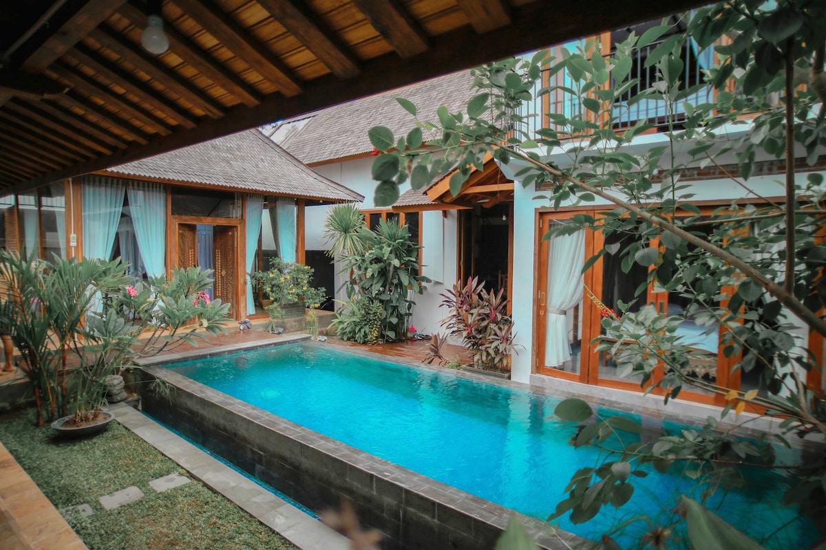 3BR Luxurious Pool Villa in Banda Aceh