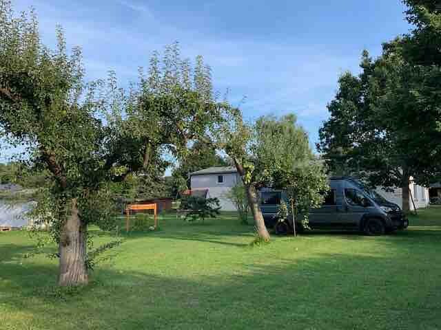 Ruhige naturnahe Ferienwohnung in Müritznähe