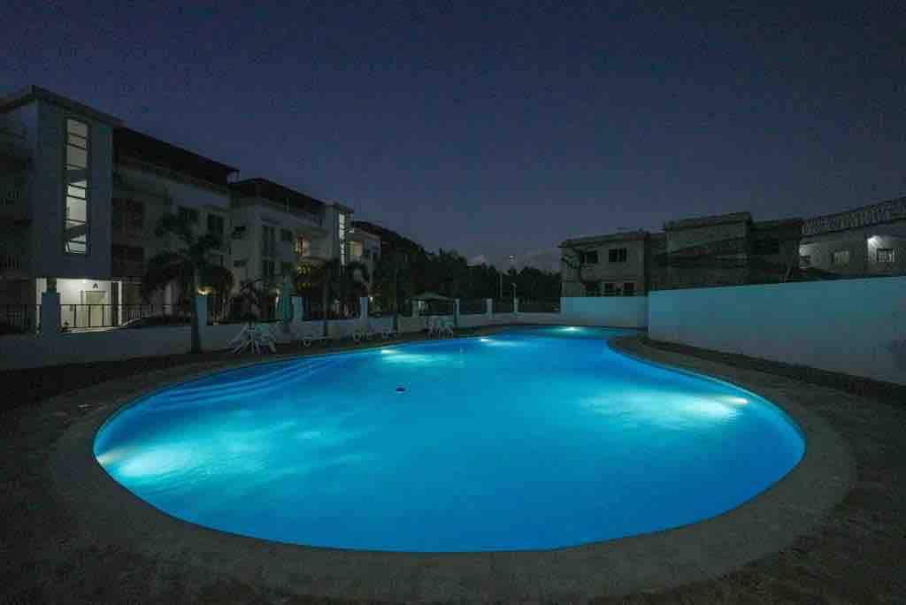 Hermoso Apto de 2 niveles jacuzzi, piscina y wifi