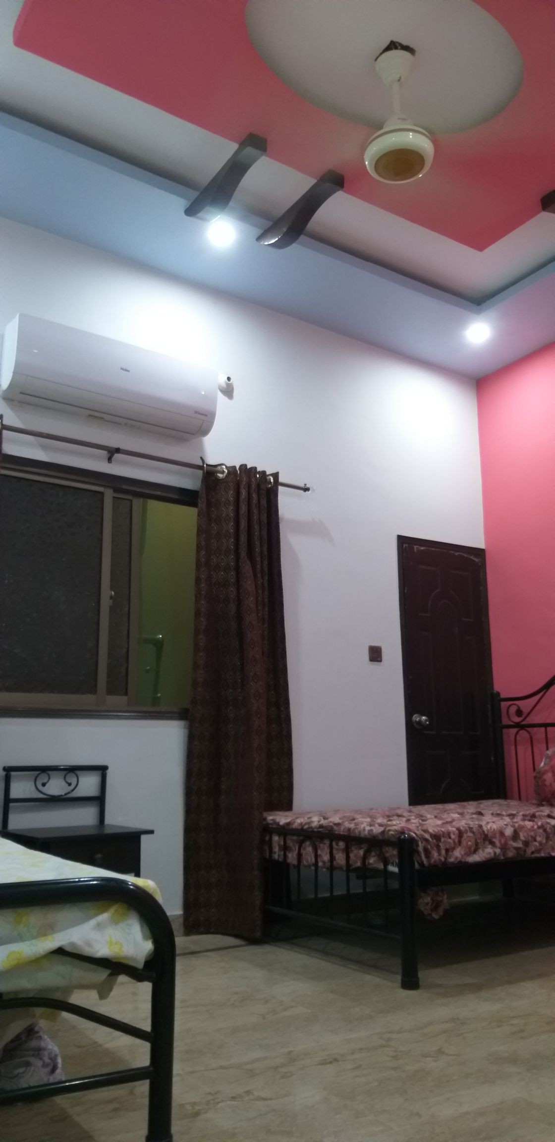 Near airport just 5 minutes away house for rent