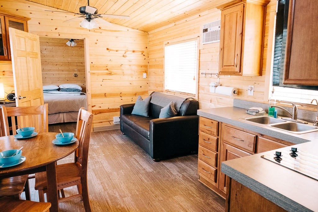 约塞米蒂附近豪华露营度假村的1间卧室小木屋