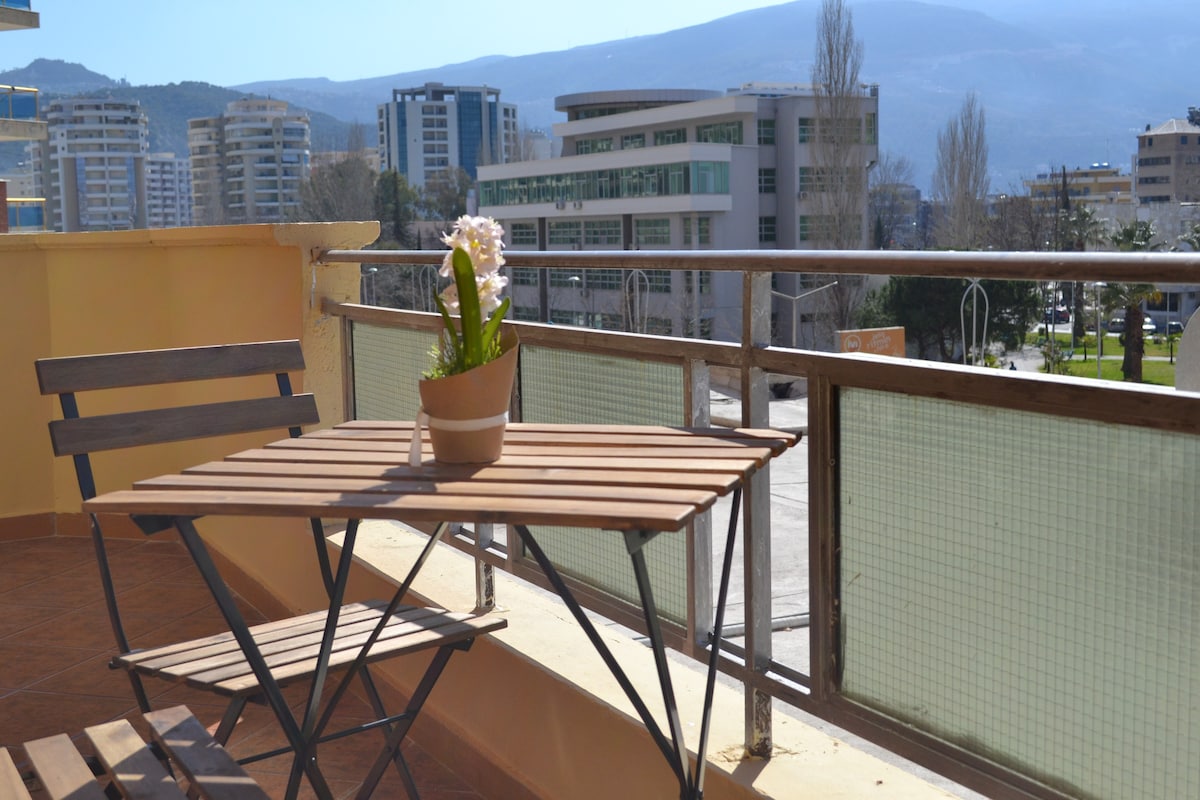 Kela 's Central 5卧室公寓，位于Vlorë