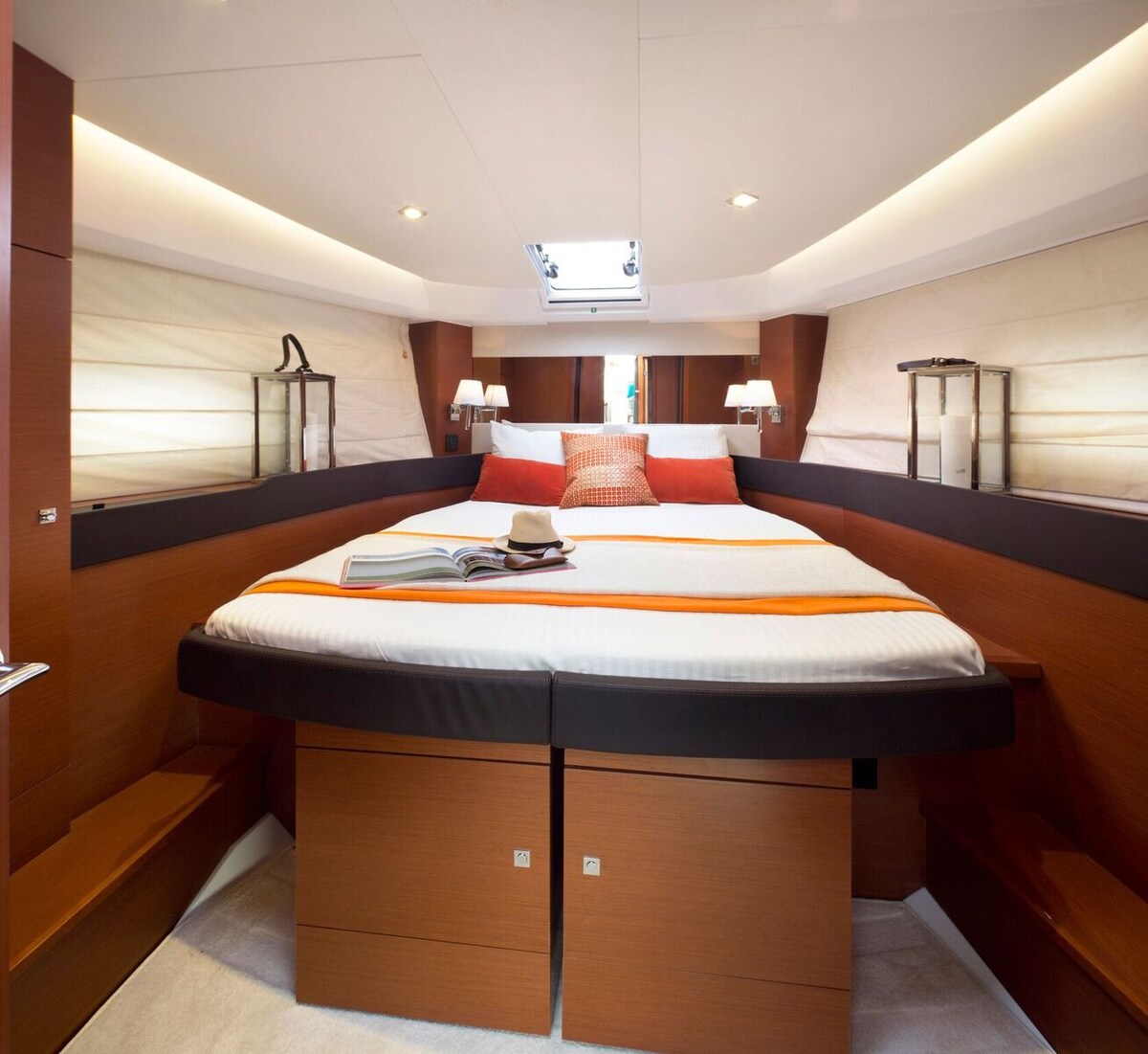 NC14 Luxury Yacht on Ha Long bay - 2 bedrooms