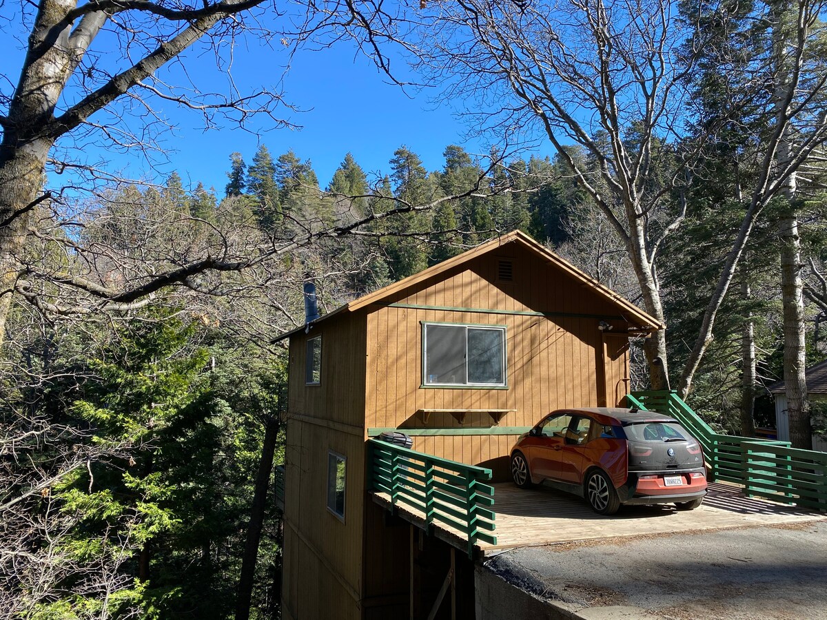 小溪畔浪漫小屋，配备空调