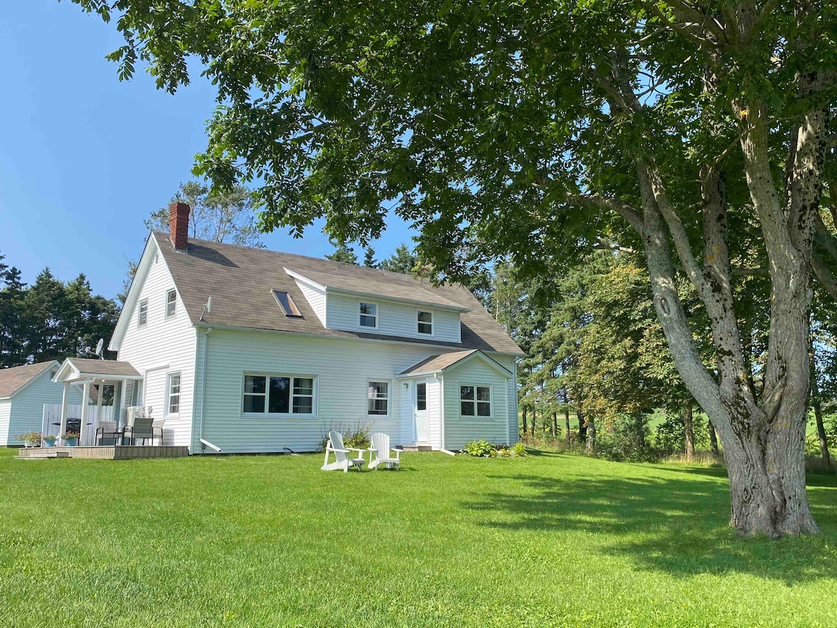 Graham 's Road Country Home