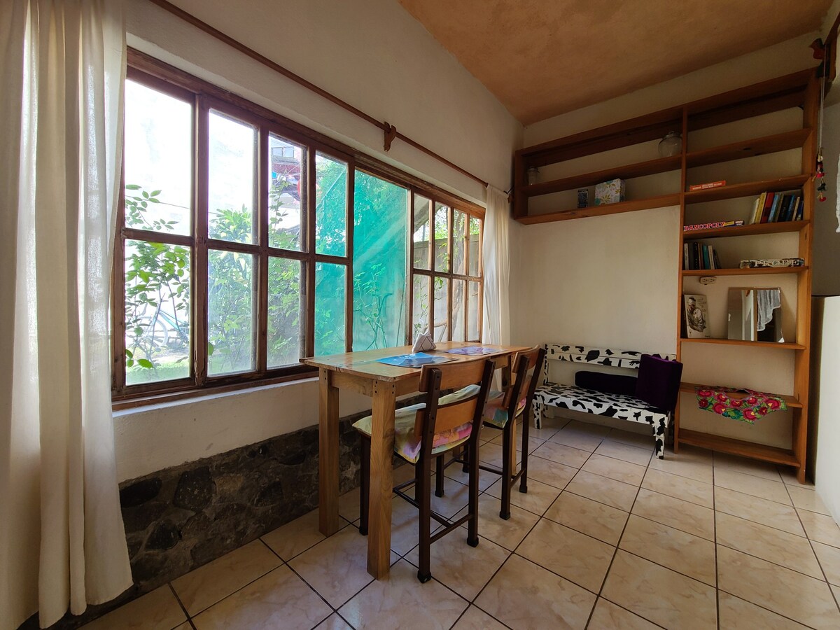 Lovely small house with garden in Panajachel