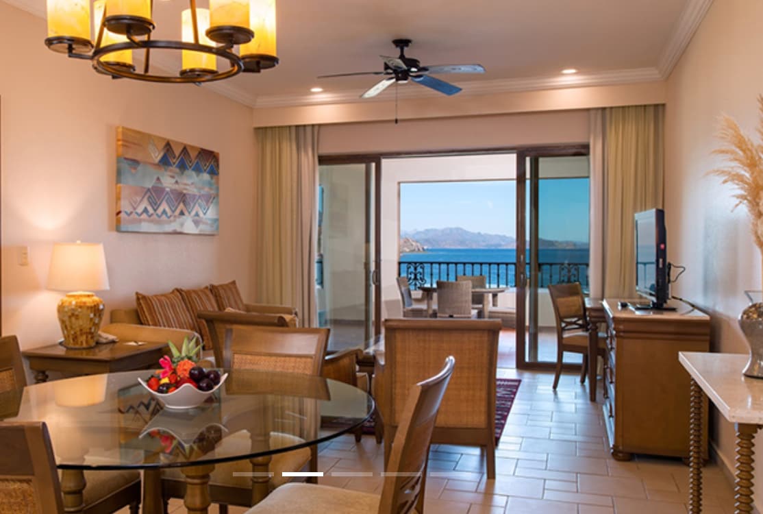 Luxury 2 Bedroom Suite on Loreto Beach Resort