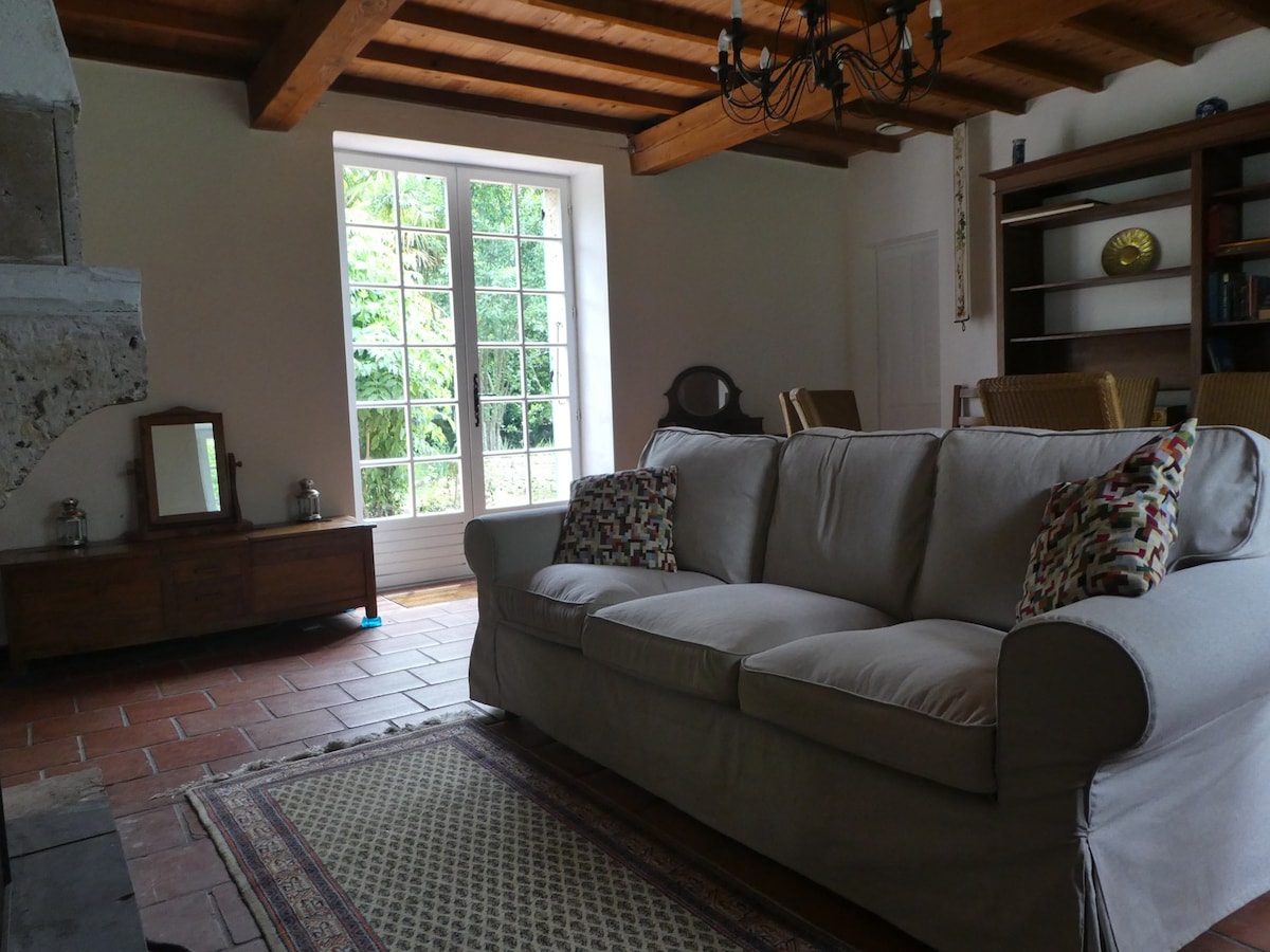 Mauroux Country Style House Conciergerie