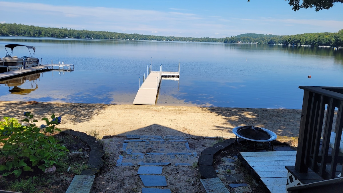 Cobb Cottage: Lake Beachfront Paradise!