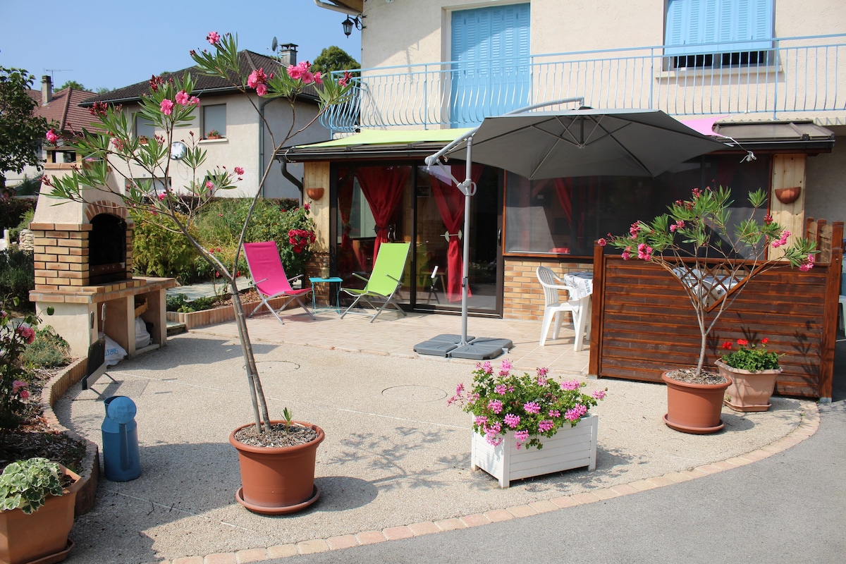 Gîte 4 pers dans petite cité comtoise de caractère