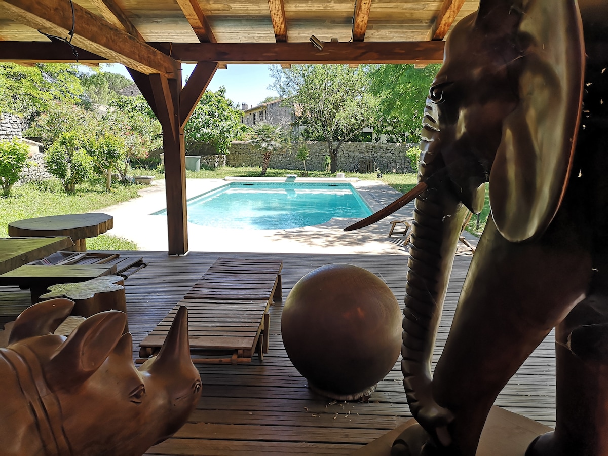 Maison en pierre 17è + piscine Montpellier Hérault