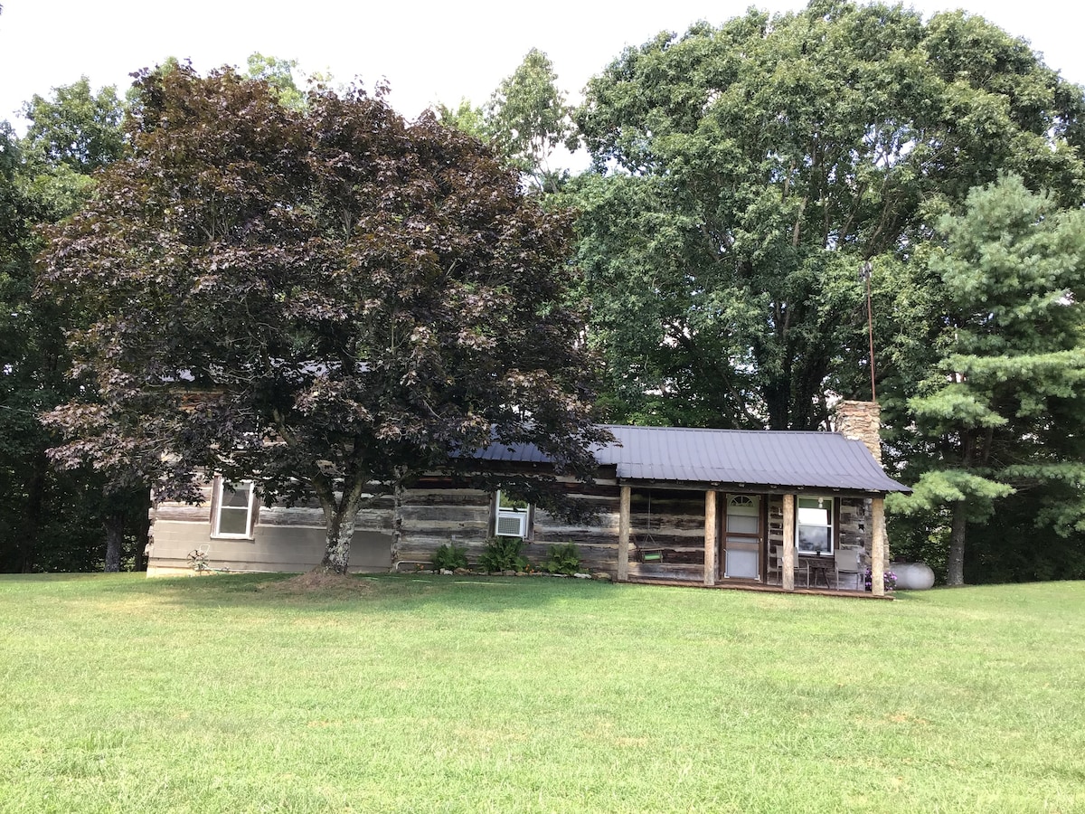 Red Bird Log Cabin