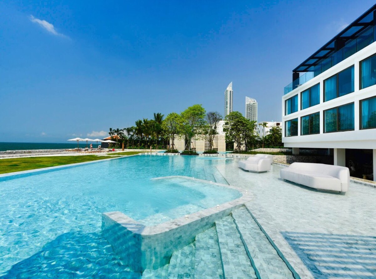 2卧室，毗邻海滩，芭提雅Veranda酒店公寓（ Veranda Residence Pattaya ） ，可观赏海景