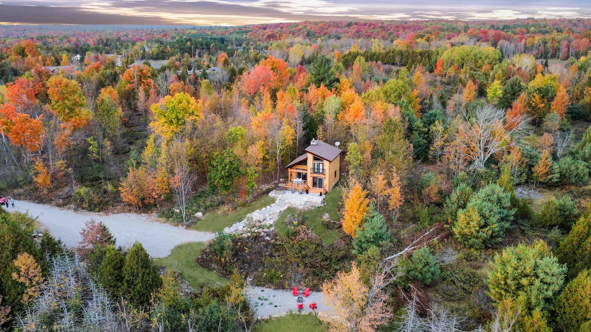 52 Acre Luxury Cabin - Hike, Sled, Quad & Hot Tub