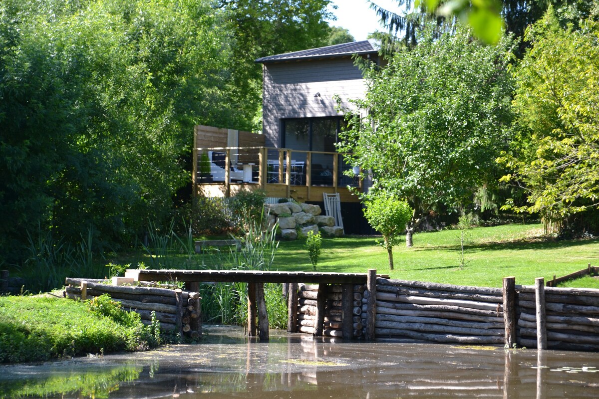 Marais poitevin La cabane les pieds dans l'eau