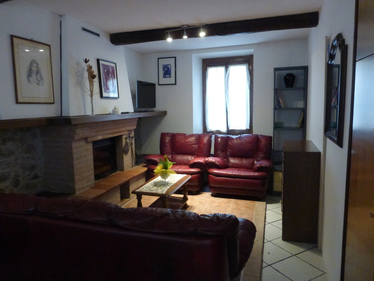 Cozy apartment in the old town-near train station