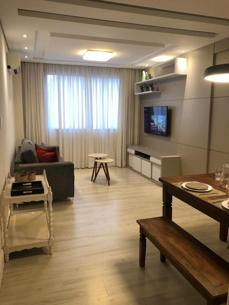 Apartamento renovado, TUDO NOVO! perto Av Beiramar