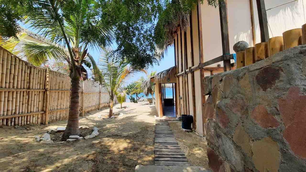 Yachi 's Home平房-海滩别墅和Canoas-Tumbes