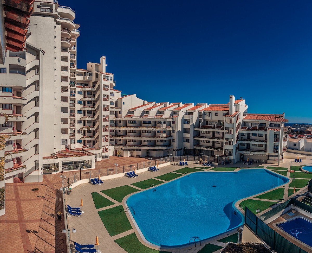 安静的单间公寓，带阿尔布费拉最大的游泳池