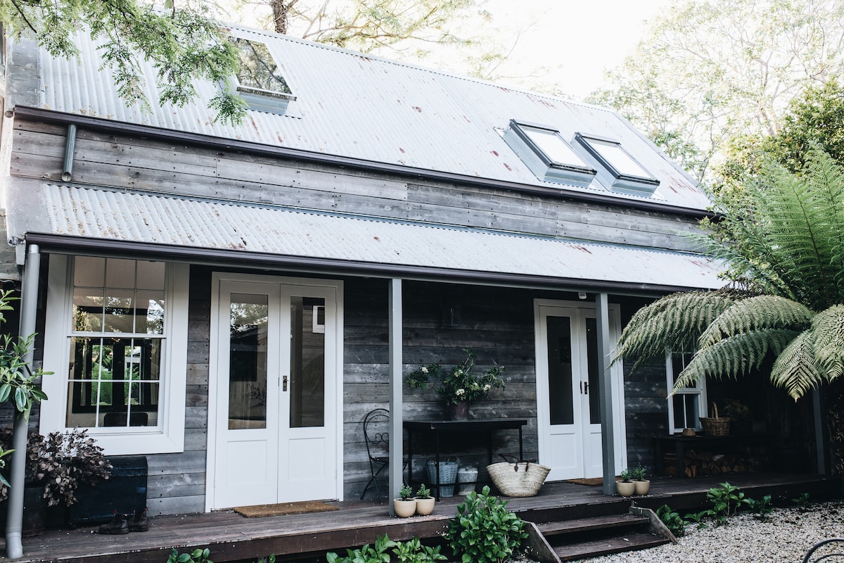 The Garden Loft @ Poets Lodge Daylesford