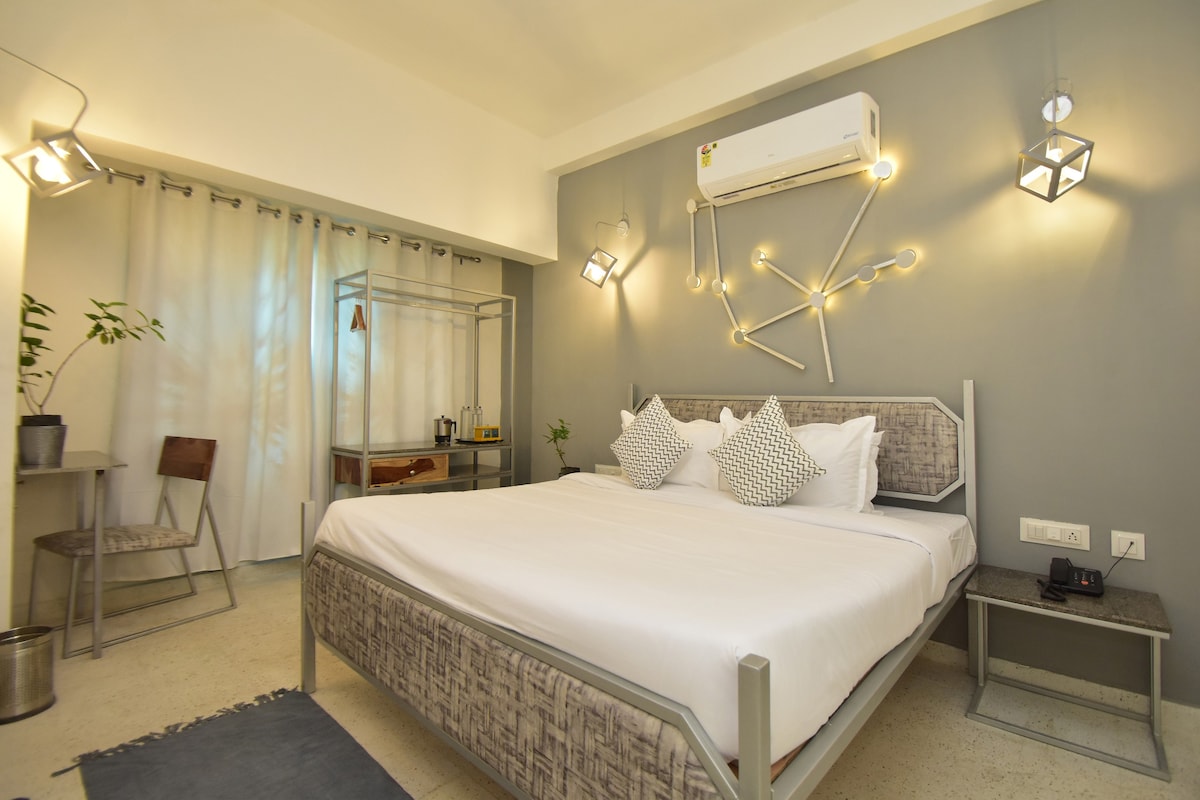 Deluxe Mrighasira Room - Ideal for Business