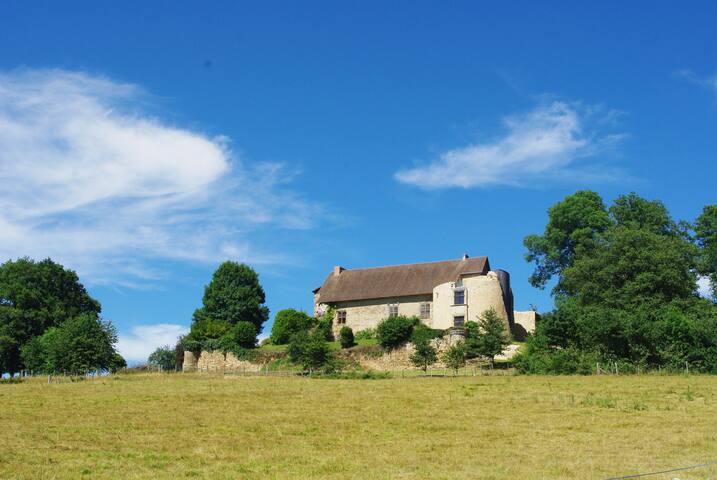 Vicq-sur-Breuilh的民宿