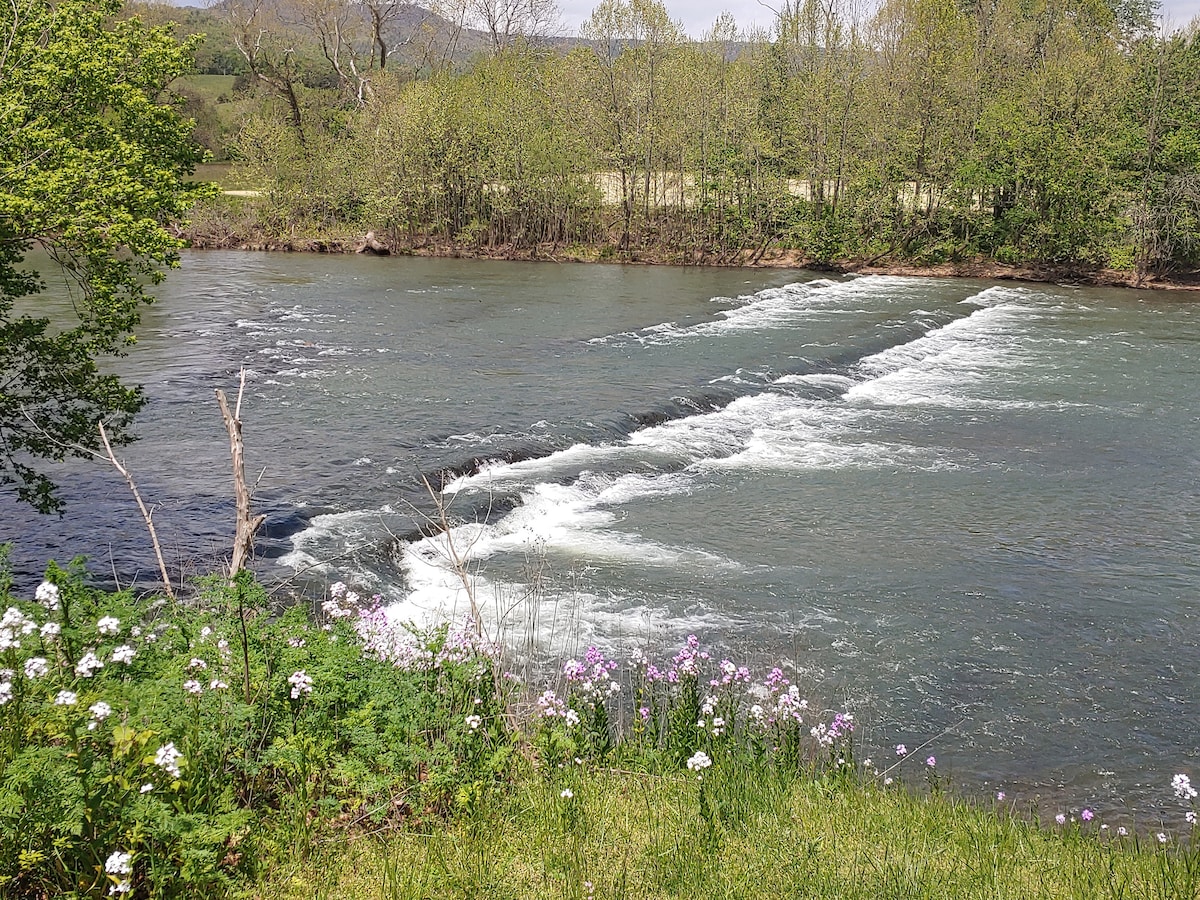 River Overlook度假屋