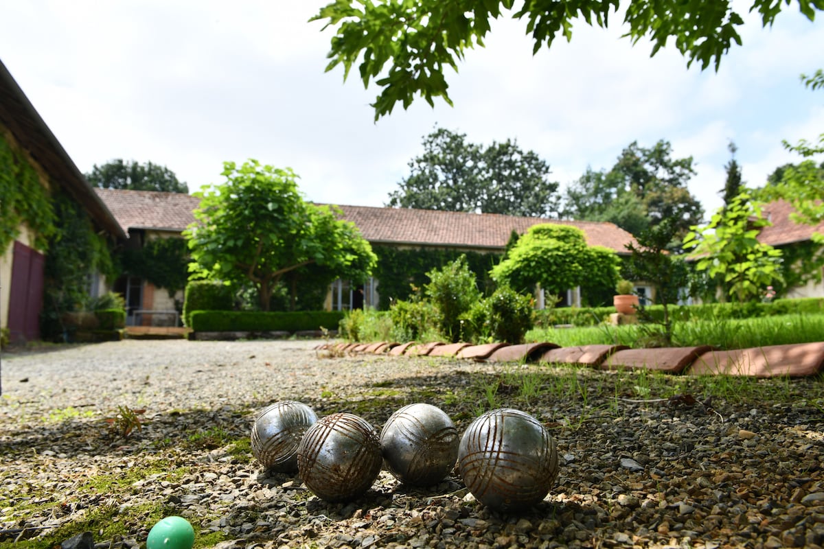 Château Sauvéméa 3 gîtes, piscine, lac(pêche)