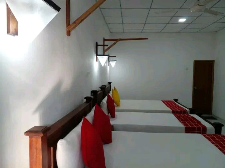 Habarana Dulwan Guest House (Family room)