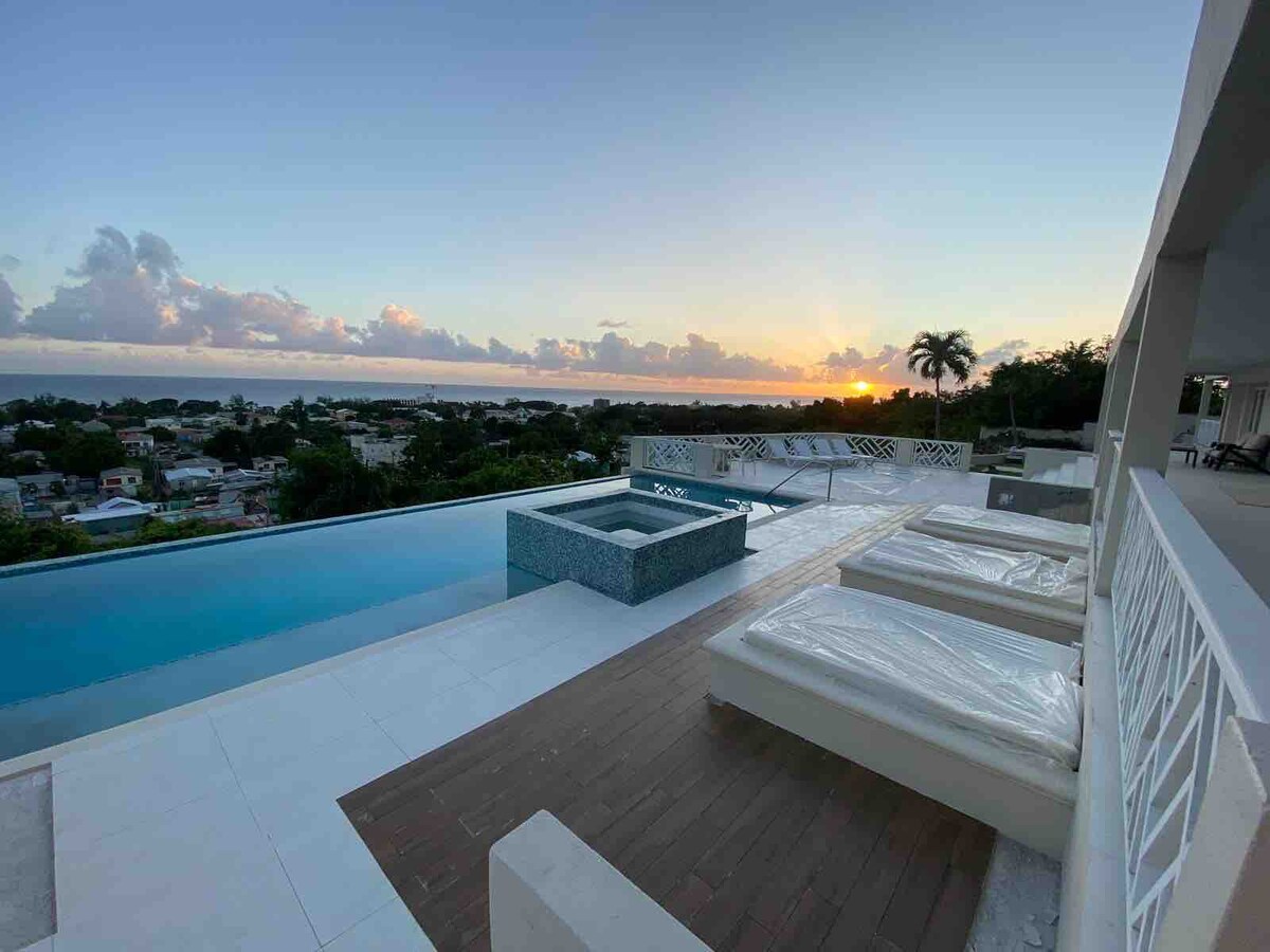 4 bed luxury Barbados villa with stunning views.