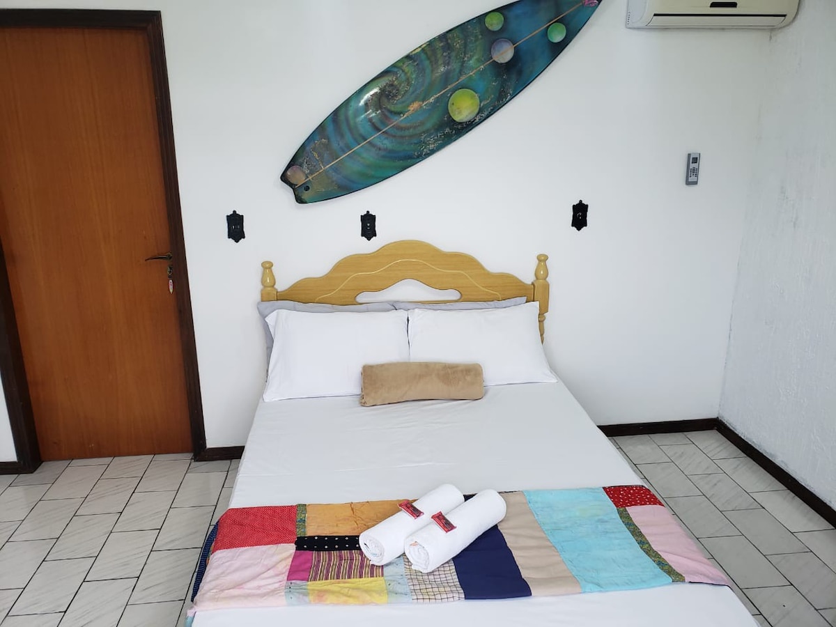 Quarto Surf Casal Apenas 1km do Beto Carrero Penha