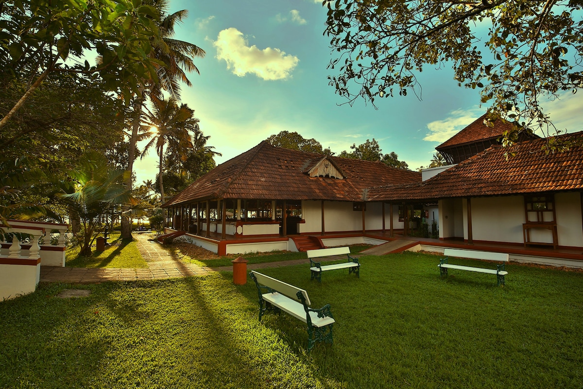 Heritage luxury on the backwaters - CGH Earth