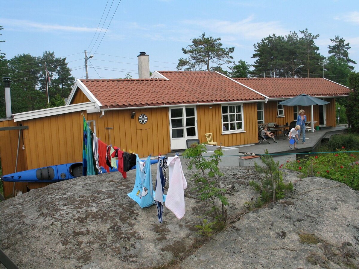 位于Tjøme Hvasser的大型田园小屋