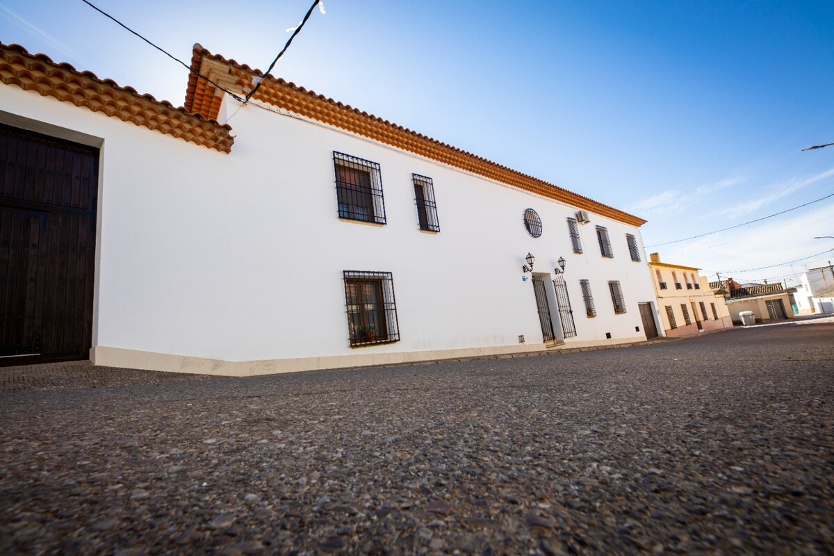 Casa Rural Los Llanos
曼查（ Mancha ）豪华房源