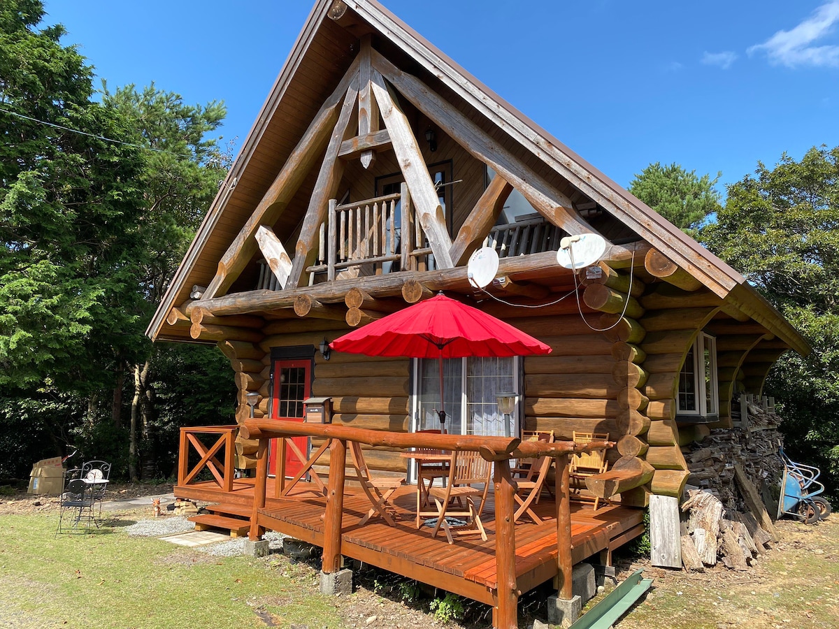 位于神社后山山顶的小木屋/合理的价格/「伊势森林别墅」