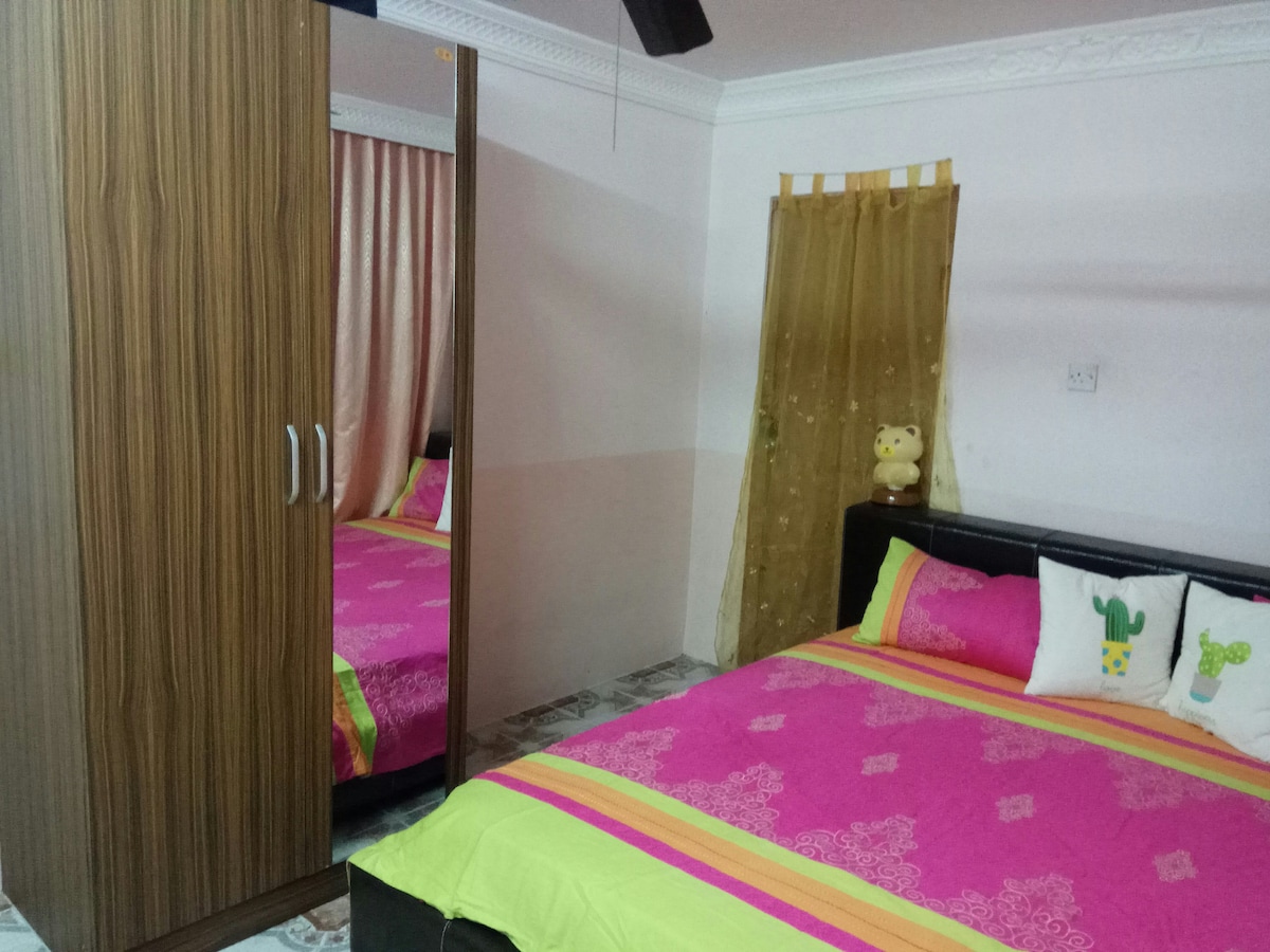 RedJade Homestay