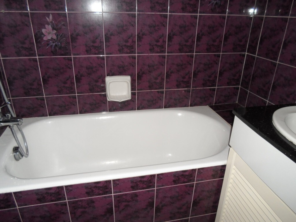 Nice room with private washroom(w9b)