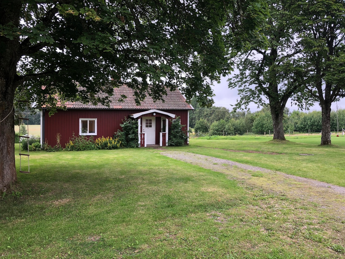 温馨舒适的乡村小屋，环境祥和